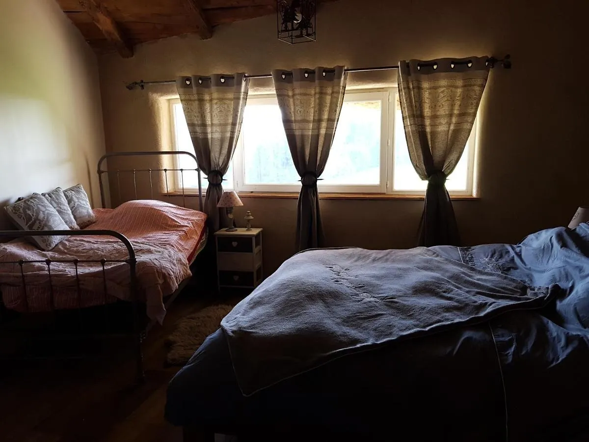 بيت خشبي فيلا Le Domaine Des Terres Saint-Appolinaire